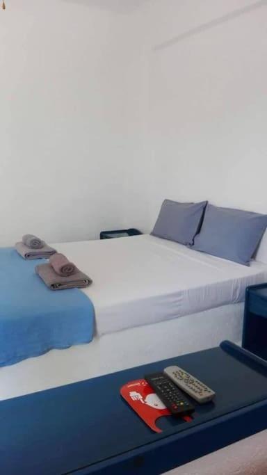 Lagada Beach Economy Hotel Adamantas  Bagian luar foto